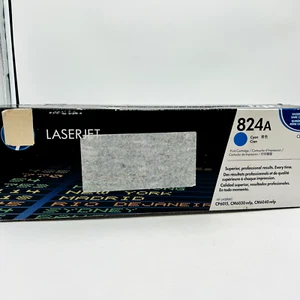 HP 824A (CB381A) LaserJet Toner Cartridge Cyan- New Sealed - Bild 1 von 5