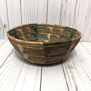 Cesta decorativa boho terrosa tejida a mano rústica granja - Imagen 1 de 8
