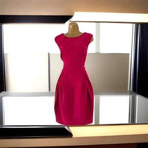 KAREN MILLEN DEEP-PINK TEXTURED TULIP SHAPED COCKTAIL DRESS UK 16 (US 12) EUR 44 - Picture 1 of 18
