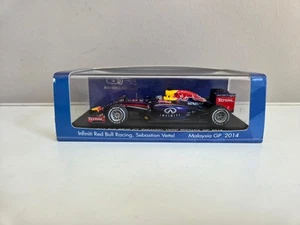 Spark 1/43 Red Bull Renault RB10 S. Vettel - Gp Malaysia 2014 (Suzuka Circuit) - Picture 1 of 5