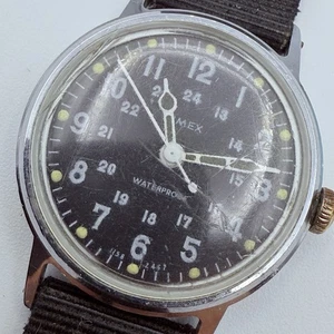 1158 2467 Timex Sprite Manual Wind Men's Wristwatch runs Military Style France - Picture 1 of 7