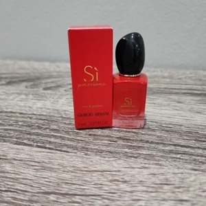 GIORGIO ARMANI SI PASSIONE EAU DE PARFUM MINI BOTTLE SPLASH 7 ML / 0.24 FL OZ - Picture 1 of 8