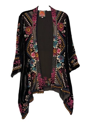 Kimono bordado floral veludo preto Johnny Was médio  - Imagem 1 de 4