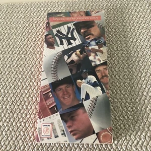 NEW YORK YANKEES****1993 MEDIA INFORMATION GUIDE - Picture 1 of 2