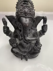 ESTATUA DE GANESHA Pequeña Figura India Elefante Hindú de Resina Negra Dios Señor - Imagen 1 de 7