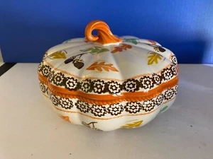 Temptation Halloween Pumpkin Covered Dish Oven To Table By Tara - Picture 1 of 12