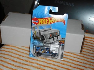 HOT WHEELS METRO ARMORED TRUCK SILVER NICE!! - Picture 1 of 1
