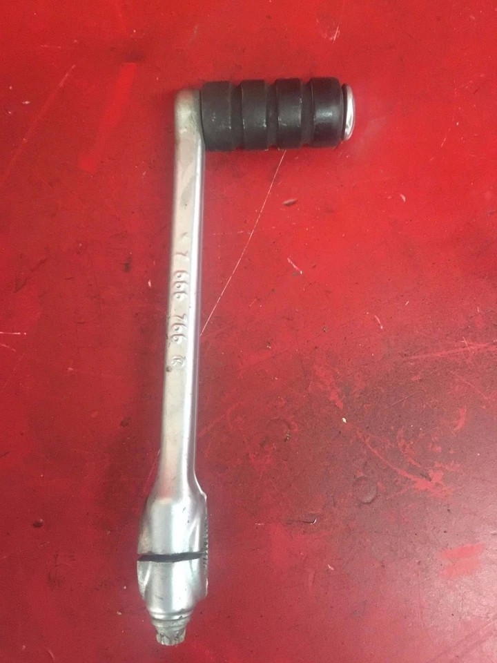 Pedal BMW R1200 GS 2005 - Imagen 1 de 1