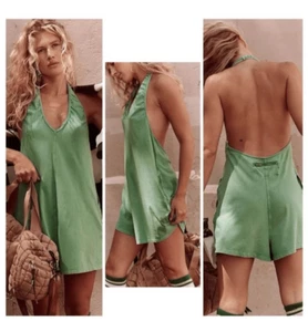NUOVO! $60 FREE PEOPLE Movimento Medium HOT SHOT HALTER PAGLIACCETTO Verde Lucido - Foto 1 di 6