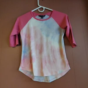 Belle Tweed Girls Size Medium Tie-Dye T-shirt - Picture 1 of 6