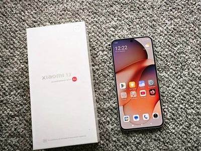 Xiaomi 13 - 8/256GB - Flora Green - eSim fähig - TOP Kamera mit Leica Objektiv! - Bild 1 von 4
