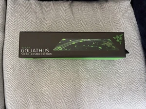 Razer Goliathus Speed Cosmic Soft Gaming Mouse Pad / Mat Extended 36.22" x 11.57 - Picture 1 of 9