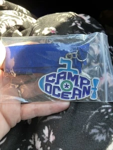 CARNIVAL CRUISE Line CAMP OCEAN MEDALS With LANYARDS Medallion Necklace New - Foto 1 di 3