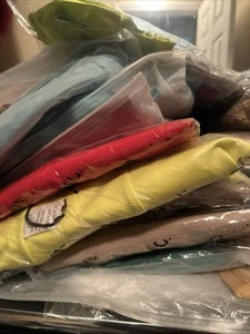Wholesale Women Clearance Spring Summer Random Mix Colors New 3 Clothes Size M-L - Picture 1 of 3