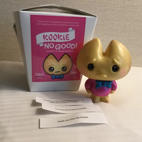 D Designer CON 2017 Exclusive De Korner Kao Fortune Kookie Cookie Vinyl LE 49 Cover