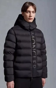 moncler Ume Short Down Jacket $1970 SZ 5 - Picture 1 of 10