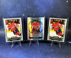 Alex Ovechkin 2023-24 Parkhurst Hockey Holofoil Oro y Plata Capitales Exclusivo - Imagen 1 de 9
