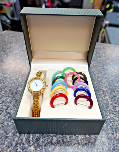 GUCCI Con 13 Bellissime Lunette Colore Lunetta Cambio 11 12.2 Orologio Donna Vintage