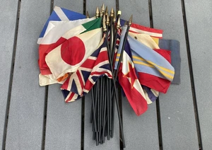 Vintage lot of mini desk flags Caribbean countries Washington Armenia Argentina - Picture 1 of 6