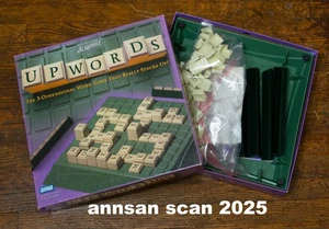 UPWORDS 1983 Scrabble-like Word Game orig Parker Brothers Hasbro 2002 Edition - Bild 1 von 3