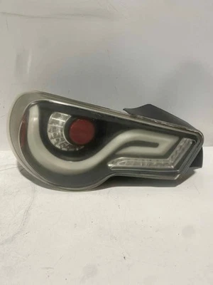 13 14 15 16 SCION FRS Tail Light Assembly Driver Side Left Foto 1 de 4