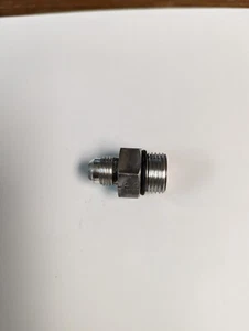 Hydraulic Adapter 3/8 (#6) MALE JIC 37 X 1/2 (#8) MALE ORB O-RING BOSS - Bild 1 von 3