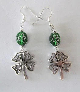 4 leaf clover shamrock charm dangle earrings 1pr Graduation day St. Patrick day - Picture 1 of 10