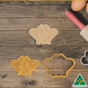 Bumble Bee Cookie Cutter and Embosser Stamp - Picture 1 of 3