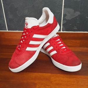 Adidas Gazelle Trainers for Women Red 
