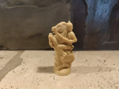 Pieza de repuesto de caballero vintage S.E Lowe Renaissance ajedrez blanco roto 3,25" Foto 1 de 4