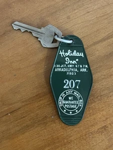 Vintage Holiday Inn Keychain Arkadelphia Arkansas 207 Key - Picture 1 of 2