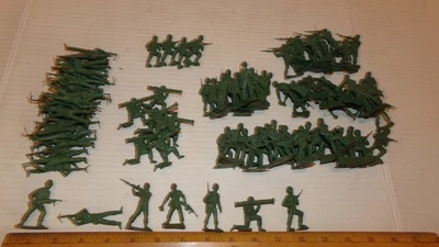 Lote de 100 MPC Juguete Ejército Hombres Verde 2.5" Juego Vintage Foto 1 de 4