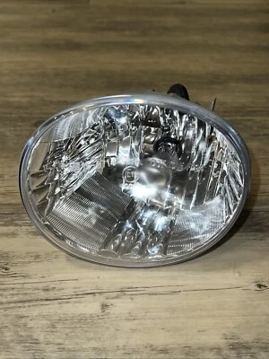 Faro antiniebla para 05-07 Toyota Avalon/04-05 RAV-4/06-09 4 corredores izquierdo CAPA Foto 1 de 4