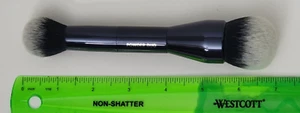 lune+aster Powder Duo Brush Swipe + Go (Imperfect Box) - Picture 1 of 2