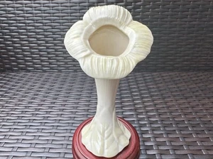 Vintage BELLEEK Ireland Epergne Vase 7”, Green Mark, Excellent Condition - Picture 1 of 10