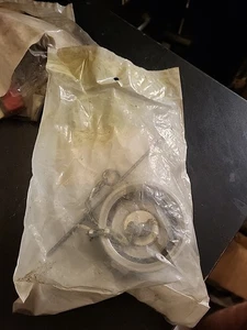 International/Navistar Fuel Cap Assembly 576746C92 NOS - Bild 1 von 5