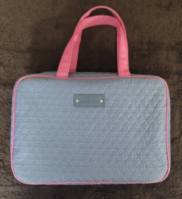 Bolso de viaje o cosméticos gris acolchado Mary Kay Hostess DE COLECCIÓN Foto 1 de 4