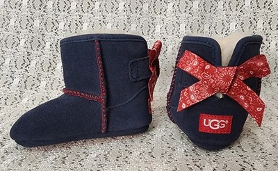 UGG Toddler Bow Bandana Size 2/3 Boots Adorable! Excellent! - Image 1 of 4
