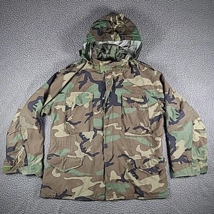 VTG US Military Jacket Mens Large Cold Weather Parka Insulated Woodland Camo - Picture 1 of 17