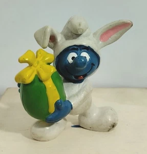 88893 Schlümpfe Schleich 20496 - Schlumpf Osterhase - Peyo 1982 China - Bild 1 von 4