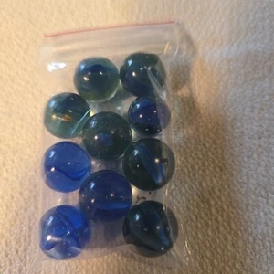 10 Blue Cat's Eye Marbles Glass Machine Made Vintage Retro - Picture 1 of 2