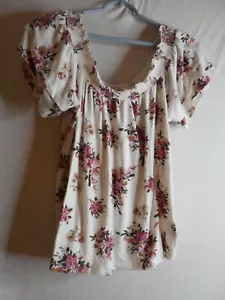 Off Shoulder Pink Floral crop top Rue 21 - Picture 1 of 5