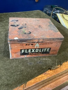 Vintage Flexolite Capsules Lighter Fluid Tin - Picture 1 of 8