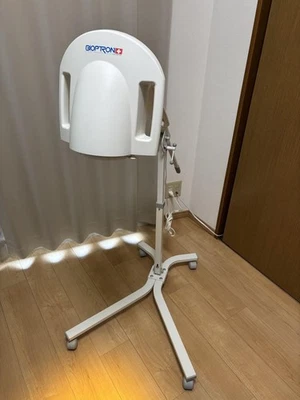 Zepter BIOPTRON Pro1 Lamp Polarized Light Hyperlight Home Therapy W/Stand Tested - Image 1 of 4