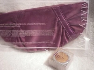 MARY KAY HIP NOTICS SHIMMERING LOOSE POWDER EYESHADOW GLITZ 1090 & MAKEUP BAG - Picture 1 of 3