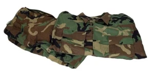 NUEVO Rothco Camuflaje 2 piezas Chaqueta Pantalones Traje XL EDICIÓN MILITAR Caza HECHO EN EE. UU. OTAN - Imagen 1 de 13