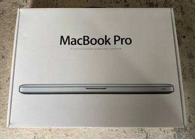 SOLO EN CAJA Apple MacBook Pro 15.4 pulgadas A1286 **Caja solo como se muestra Foto 1 de 4