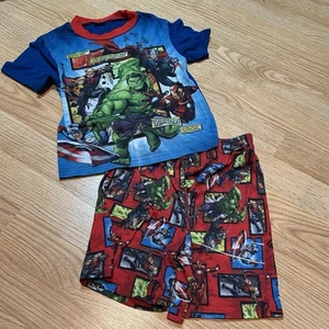 Avengers two piece pajama set small 6/7 - Picture 1 of 4