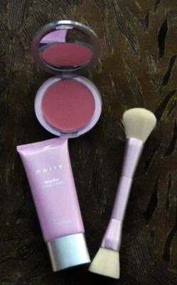 Cepillo MALLY Trio Vaca Día 1 - Base tintada (bronceada/rica) - Rubor - NUEVO EN CAJA Foto 1 de 2