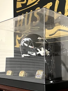 Light Up Denver Broncos 3X Champs Ring & Helm Vitrine - Bild 1 von 5